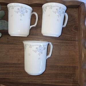 Vintage Royal Albert China Mugs (x3) in Discontinued 'Satin Rose' Pattern